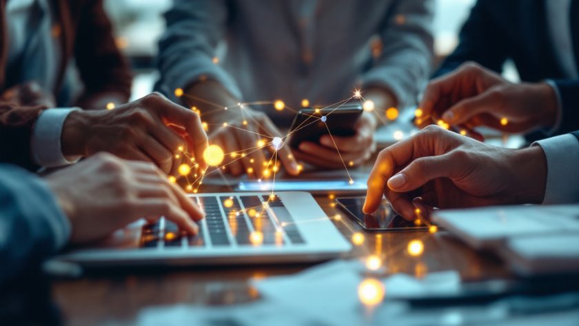 découvrez les outils numériques qui simplifient le travail collaboratif en entreprise : messagerie, visioconférence, gestion de projet et partage de documents.
